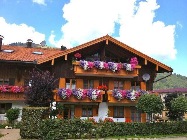 Haus Petra Apartment Oberjoch Exterior photo